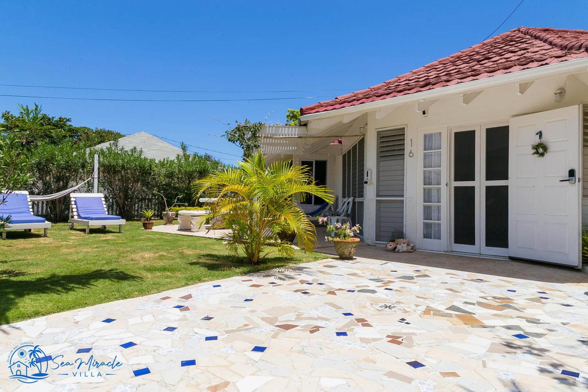 Sea Miracle Villa/Beach Cottage Silver Sands Eksteriør billede